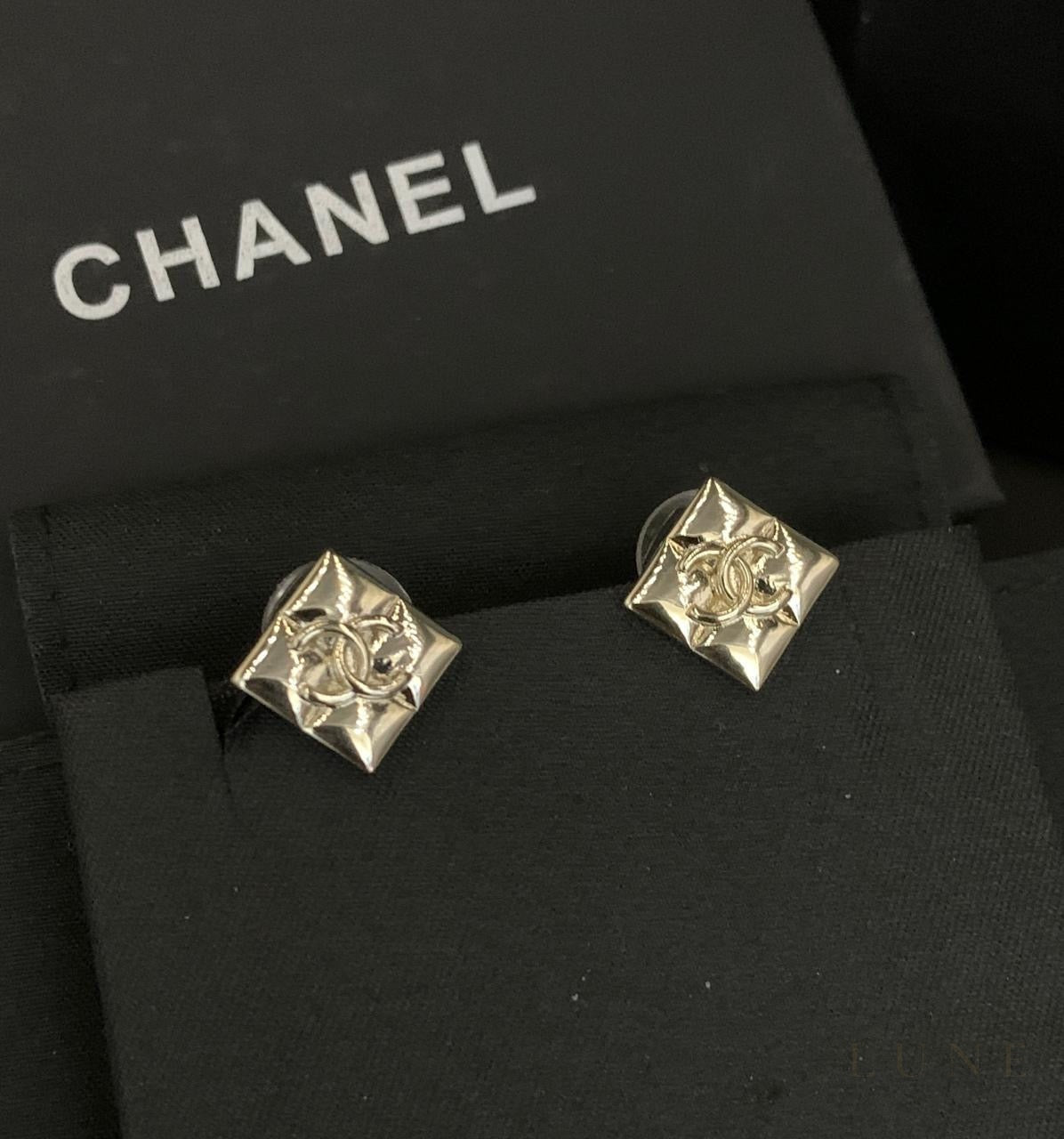 Chanel Metal CC Square Earrings Gold