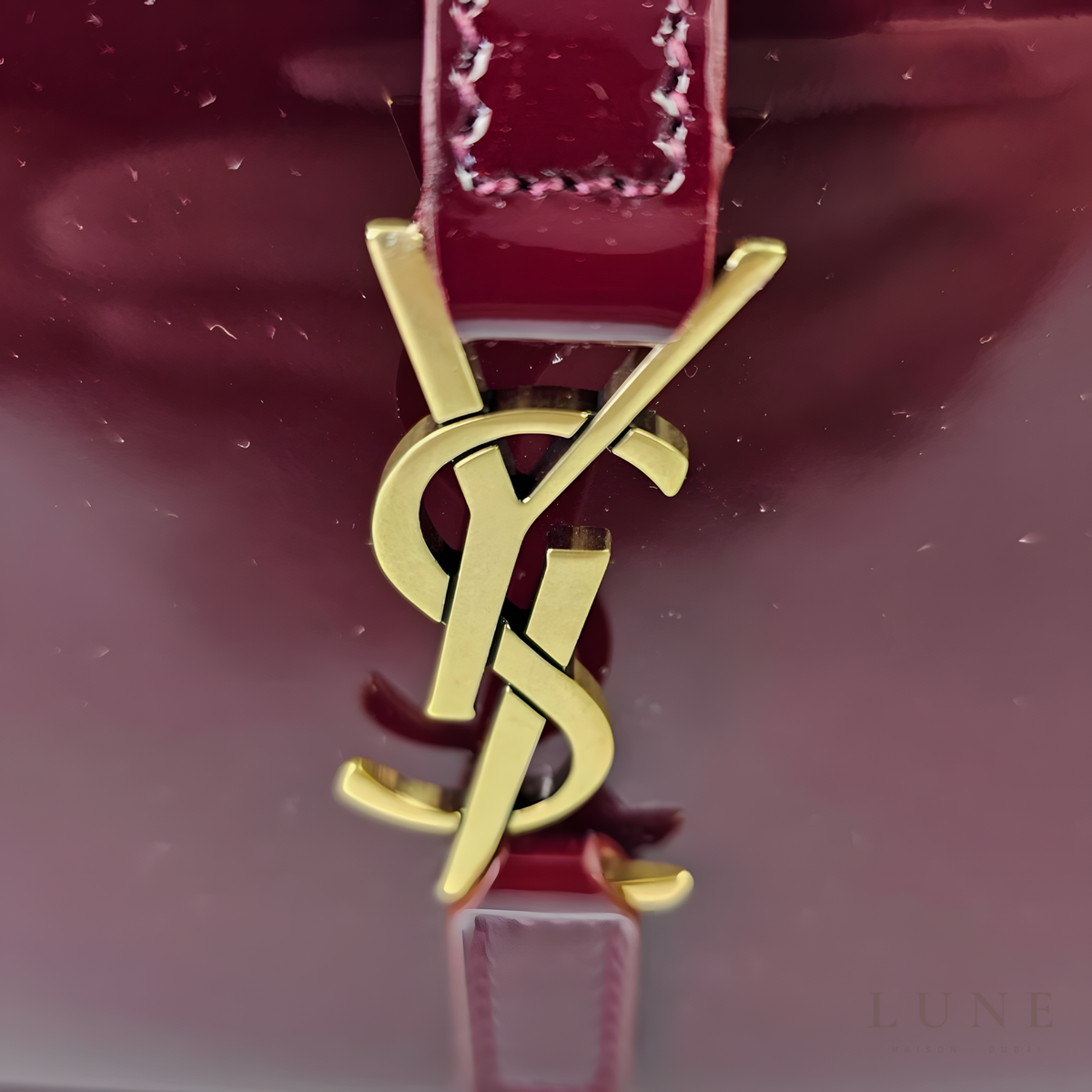 YSL Le 5 À 7 Red