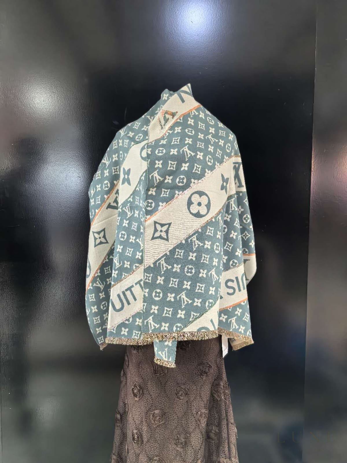 Louis Vuitton Monogram Denim Shawl Pearl – Grey