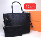 Louis Vuitton Neverfull Tote – Black