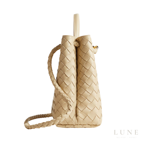 Bottega Veneta Andiamo Beige Leather Tote Bag