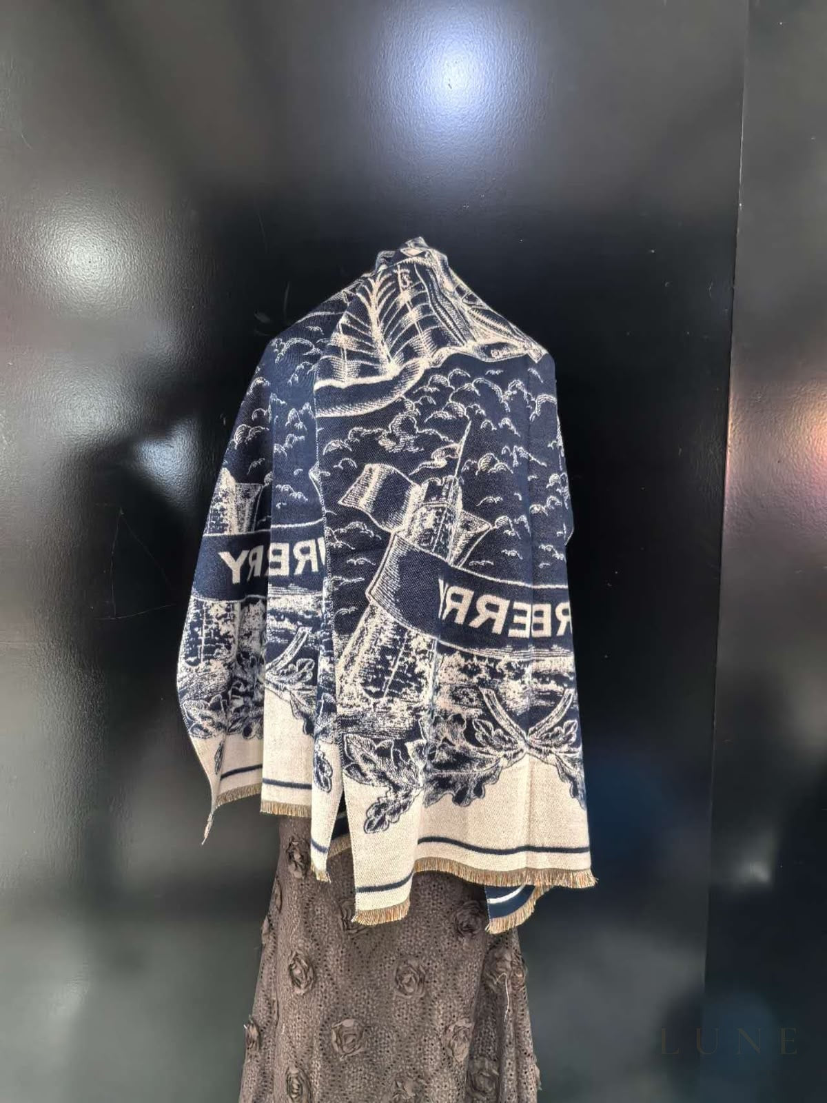 Burberry | Shawl Knight Cashmere Navy Blue - View 5