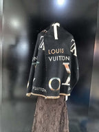 Louis Vuitton Monogram Giant Split Scarf – Black