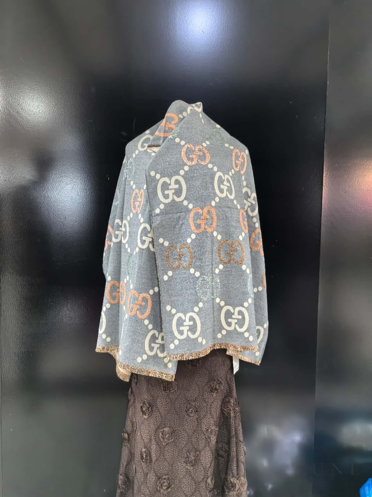 Gucci GG Check Scarf – Grey