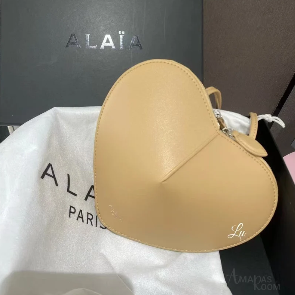 Alaïa Le Cœur Calfskin Bag – Beige