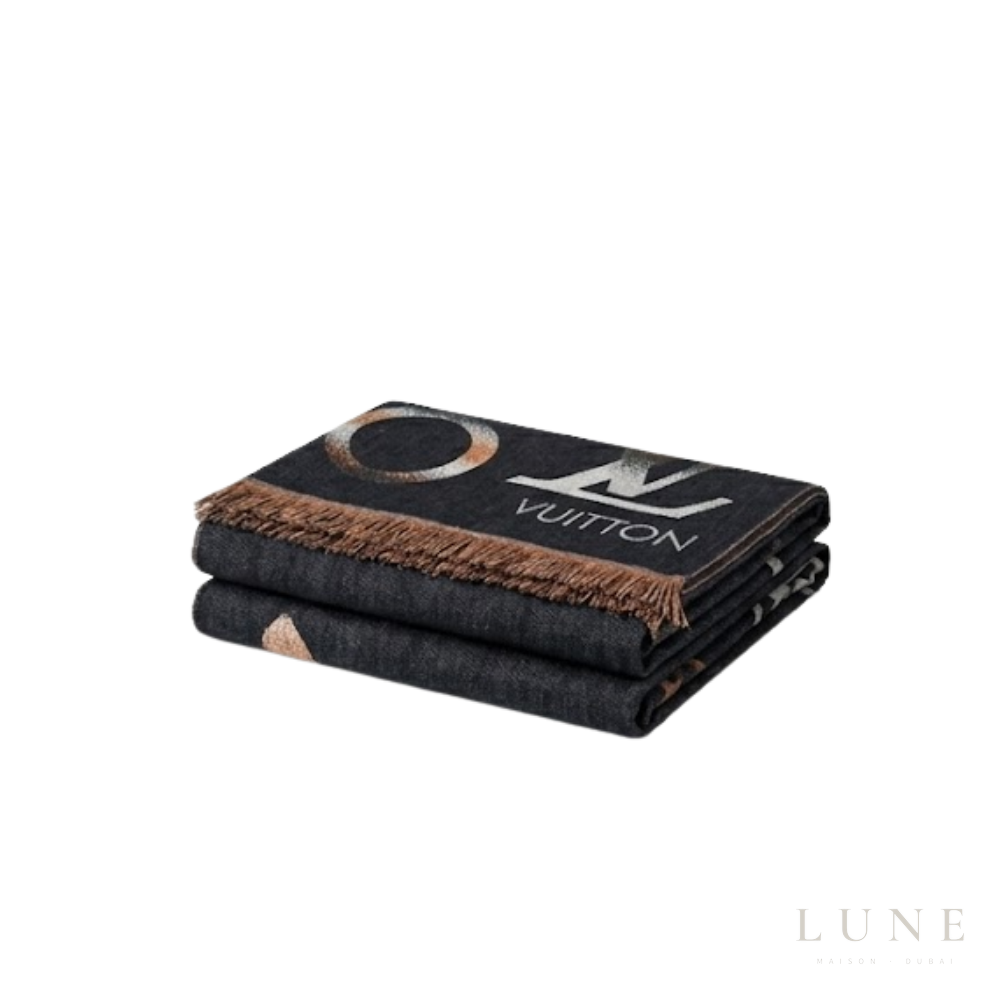 Louis Vuitton Monogram Giant Split Scarf – Black
