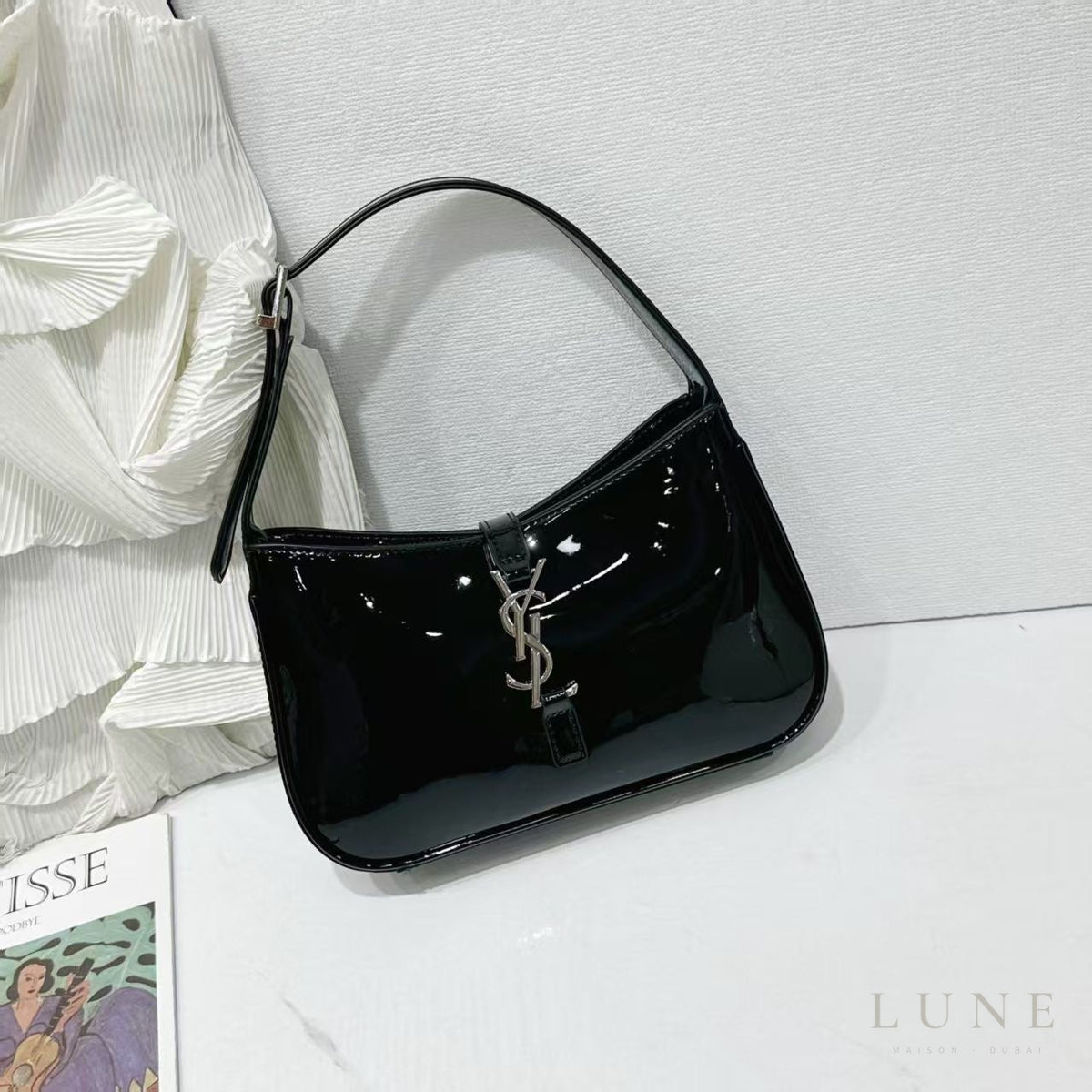 Premium Bag 3EF57E96
