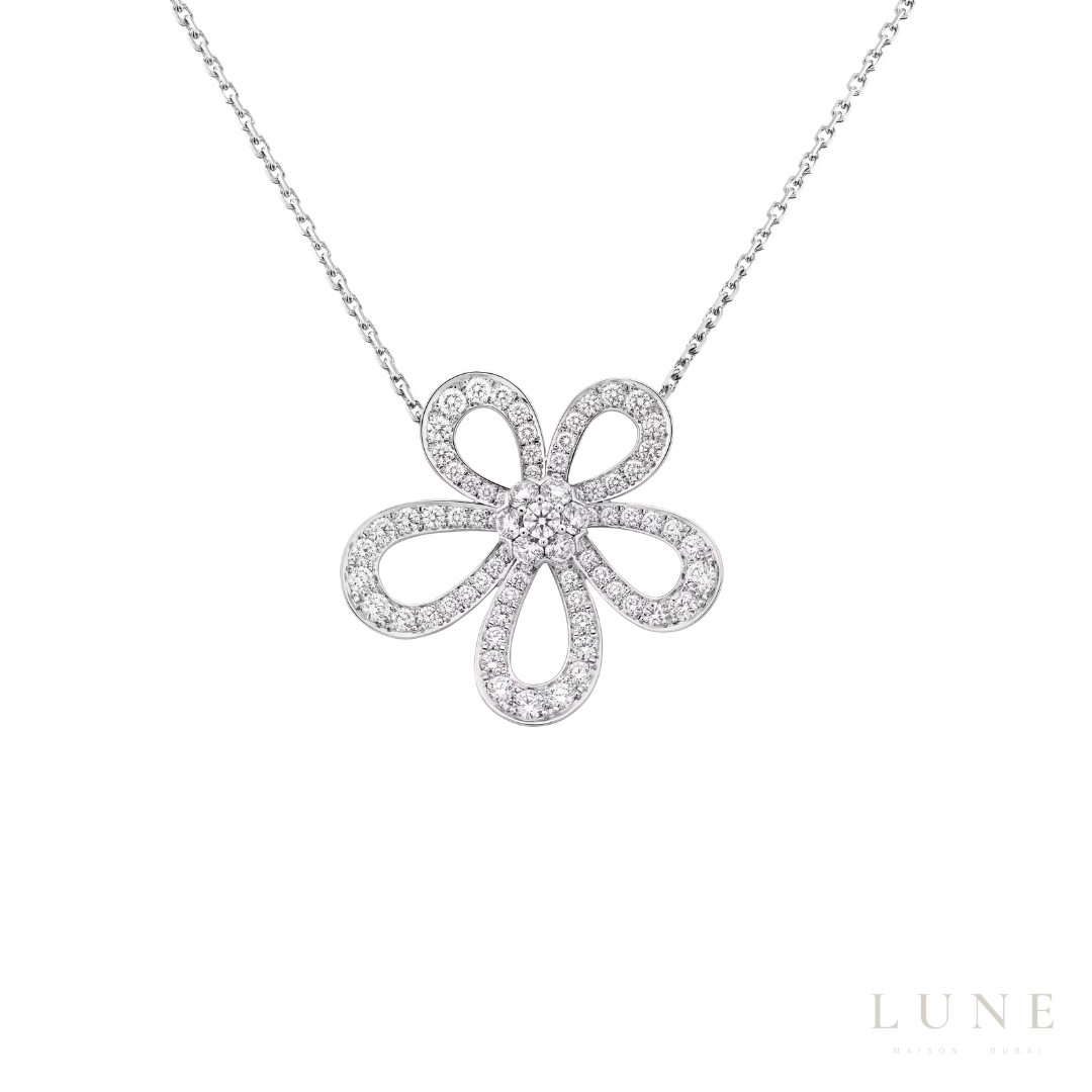 Van Cleef Flowerlace Pendant