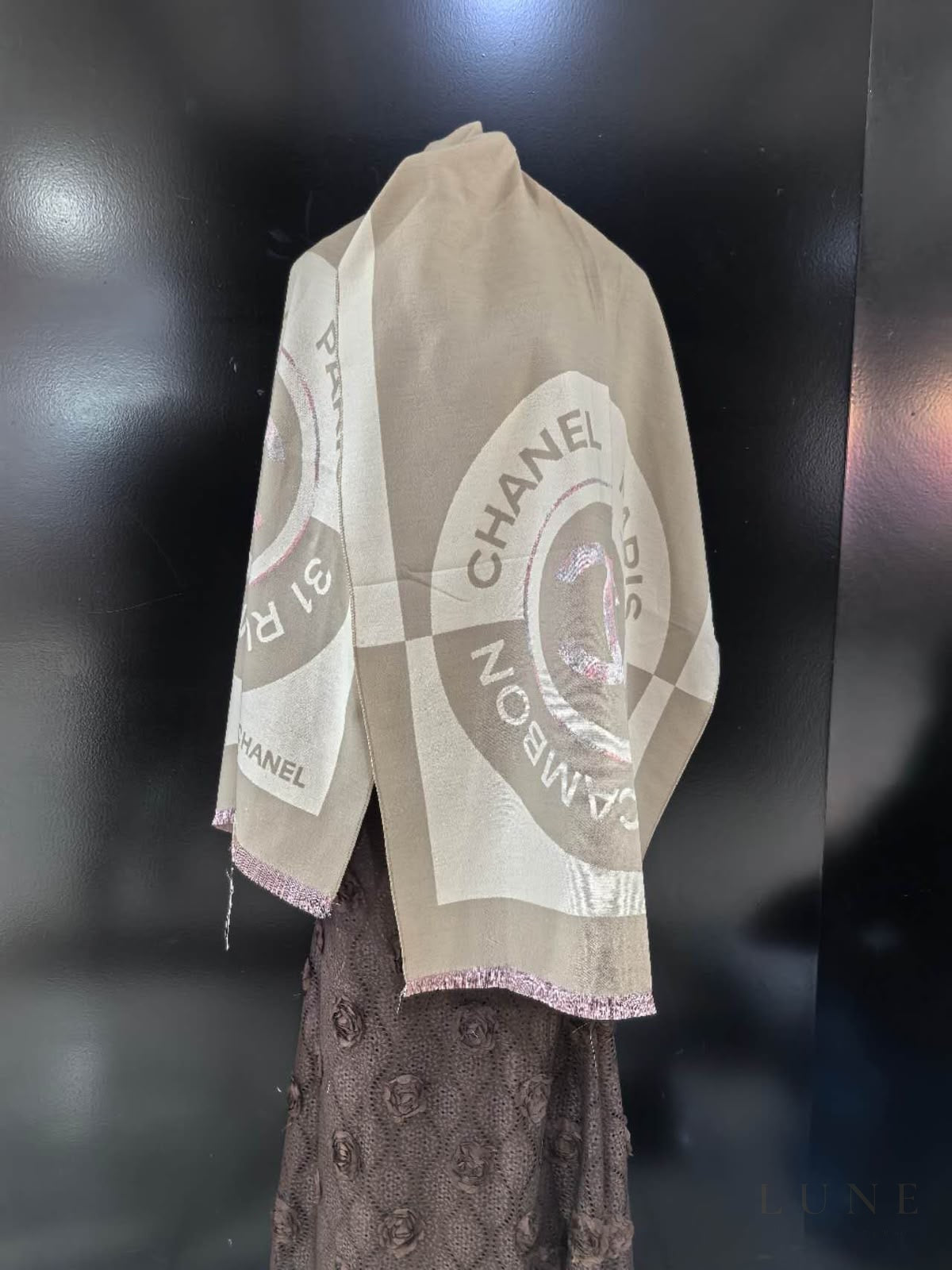Chanel | 31 Rue Cambon Beige - View 5