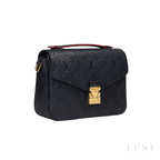 Louis Vuitton Purse