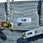 Hermès Birkin 25 Black Matte Alligator