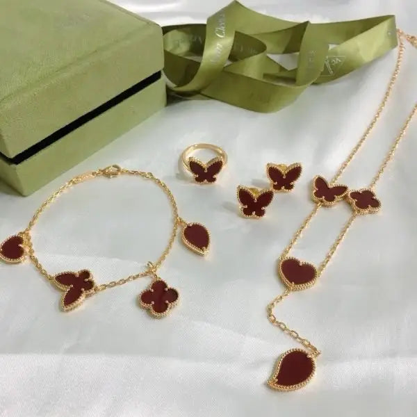 Van Cleef & Arpels Jewelry |
