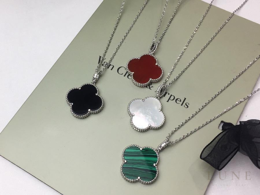 Van Cleef & Arpels Alhambra Collection 1 Motif Pendant