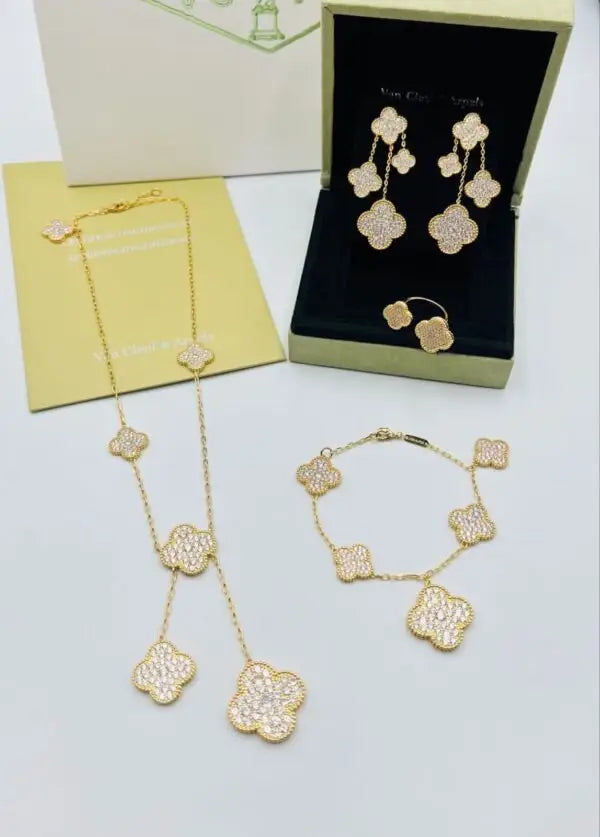 Van Cleef & Arpels Jewelry |