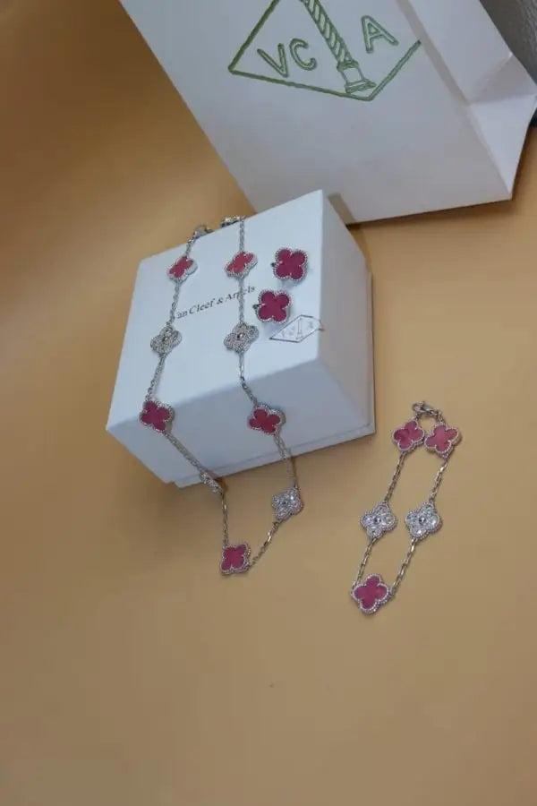 Van Cleef & Arpels Jewelry |