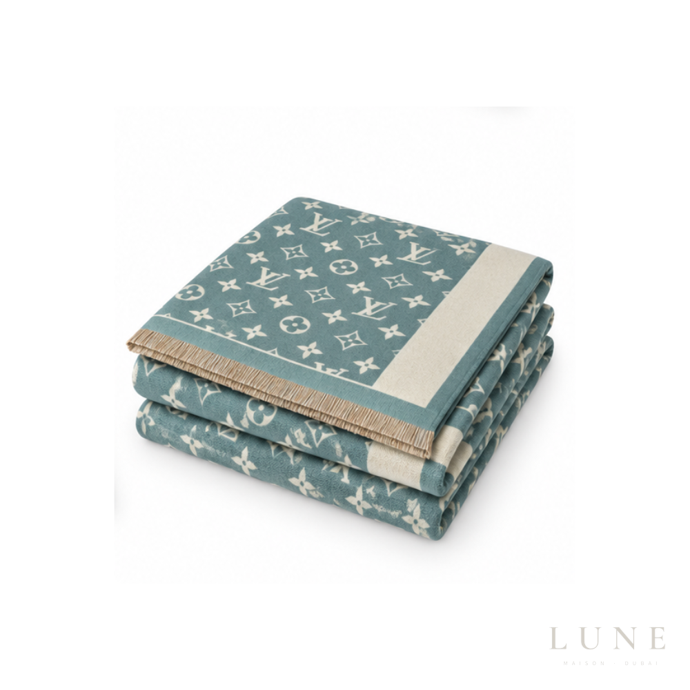 Louis Vuitton | Shawl Classic Celadon Green - View 4