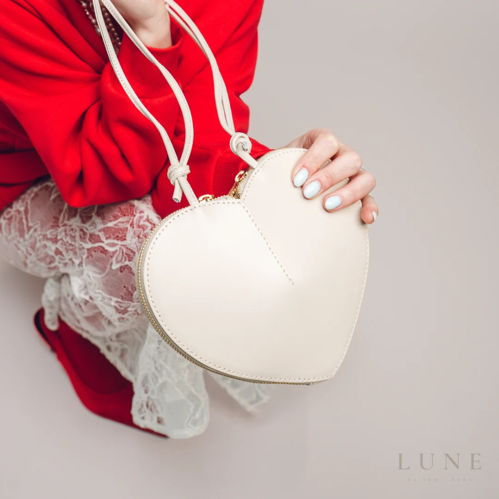 Alaïa Le Cœur Calfskin Bag – White