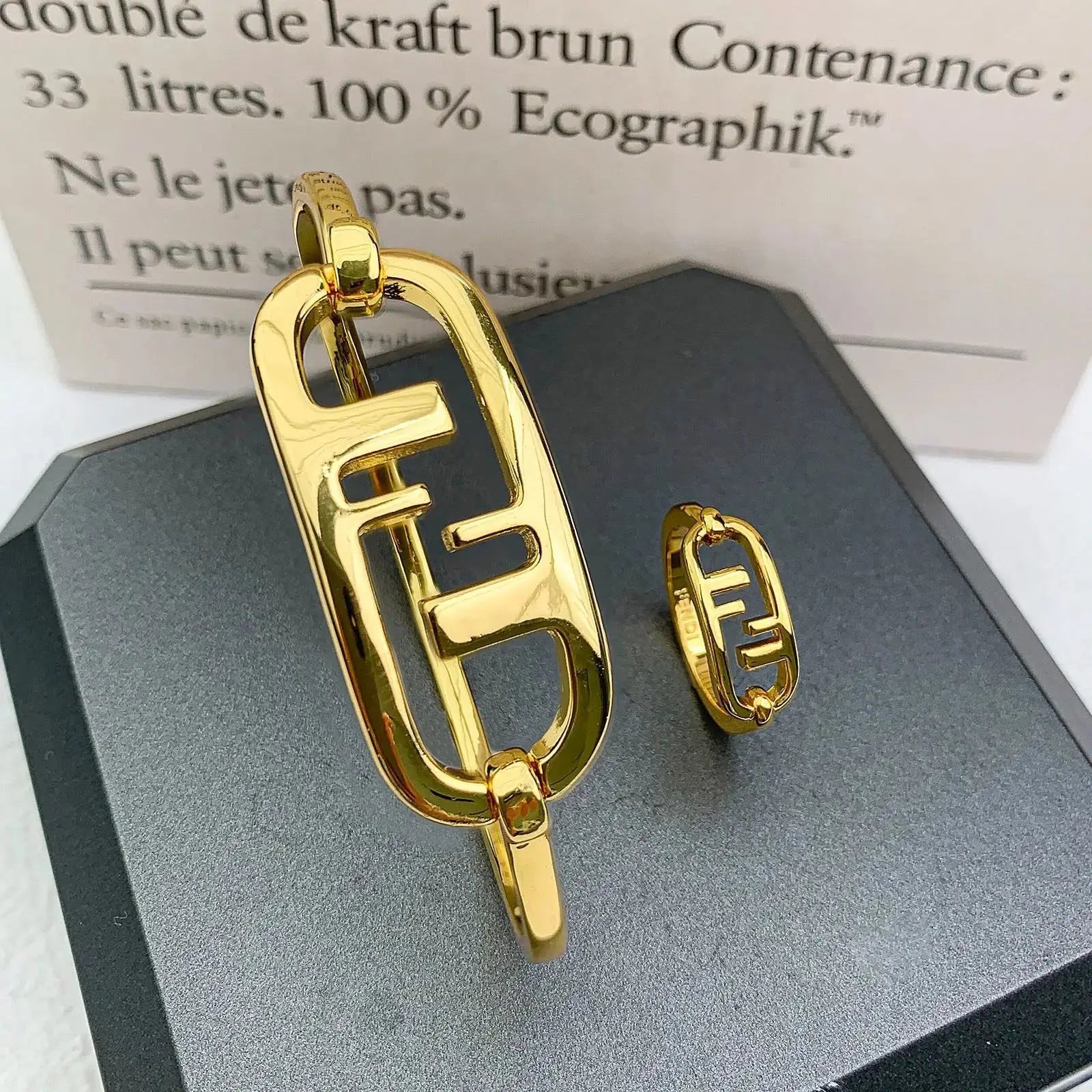 Fendi Jewelry |